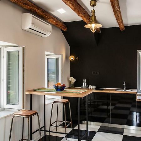 Apartment Smile Lux With View Split Dış mekan fotoğraf